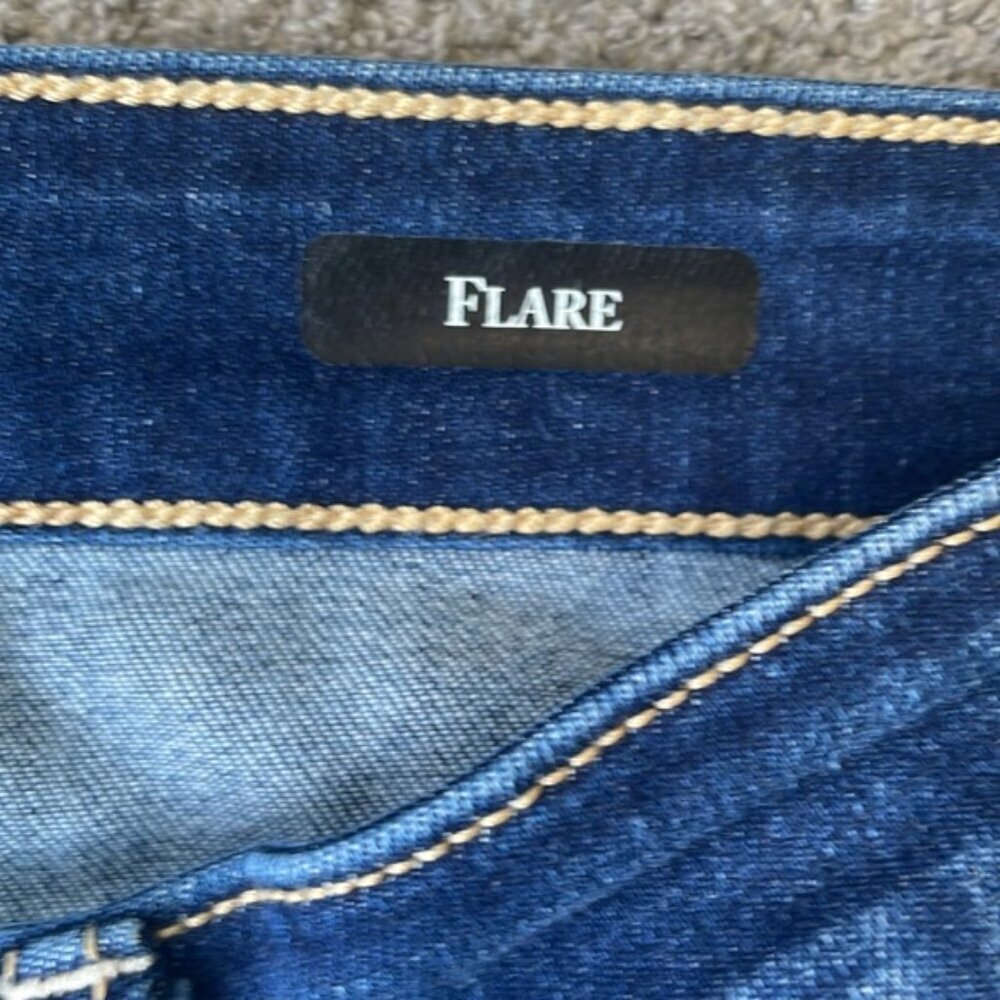 EC Judy Blue Dark Wash Flare Jeans - Size 11/30 - Picture 5 of 6